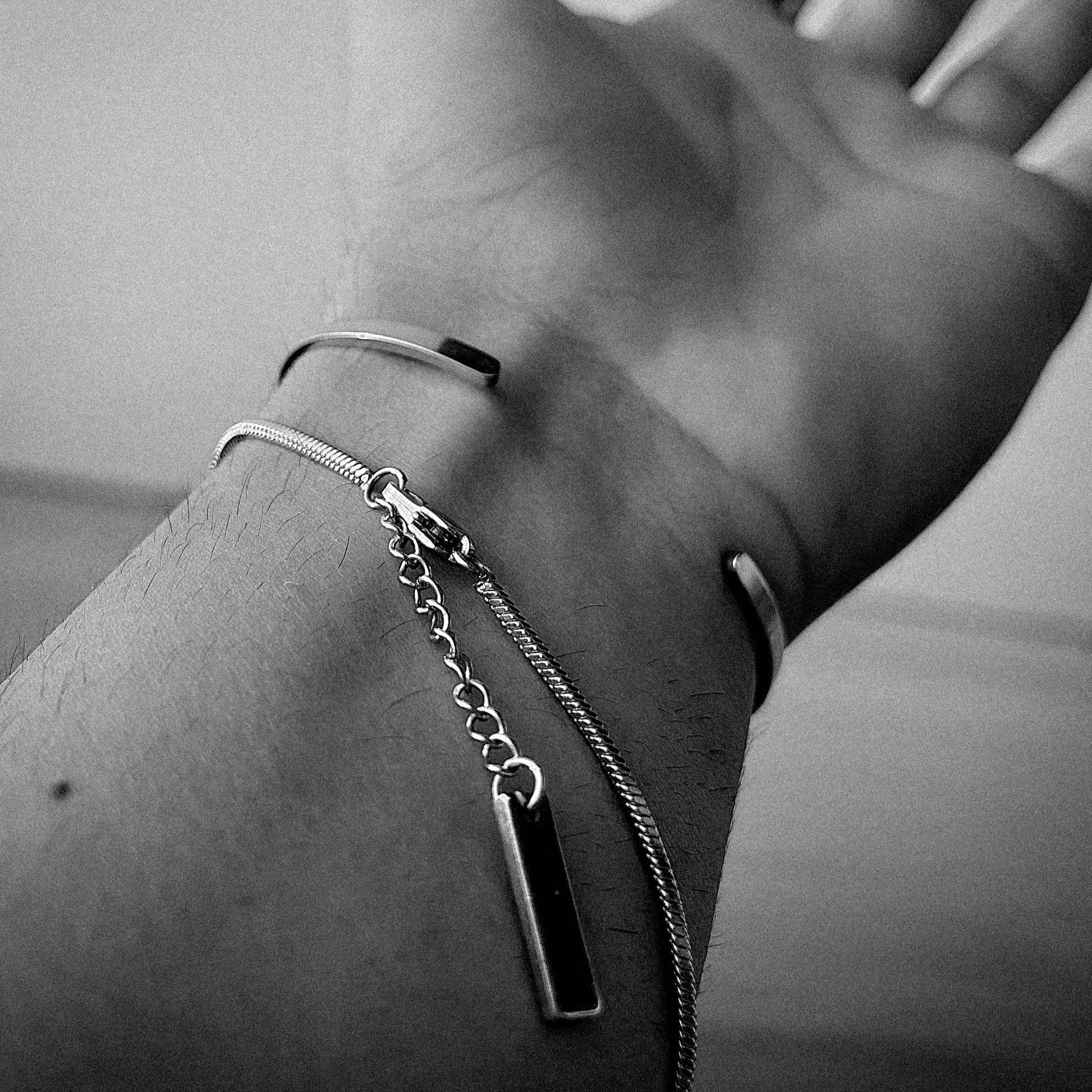 Minimalist Gold Chain Bracelet – Nordic Peace